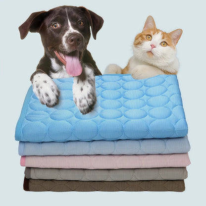 Ice Silk Pet Cooling Mat anti Slip Breathable Washable Summer Cool Pad Heat Dissipation Sleeping Mat for Dogs Cats Kennel Use